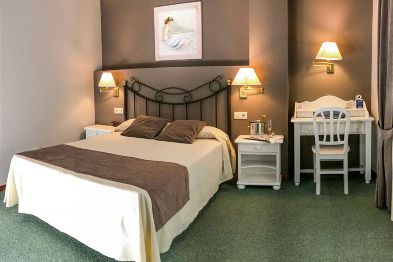 Hotel Spa Bosque Mar 里博雷多 外观 照片
