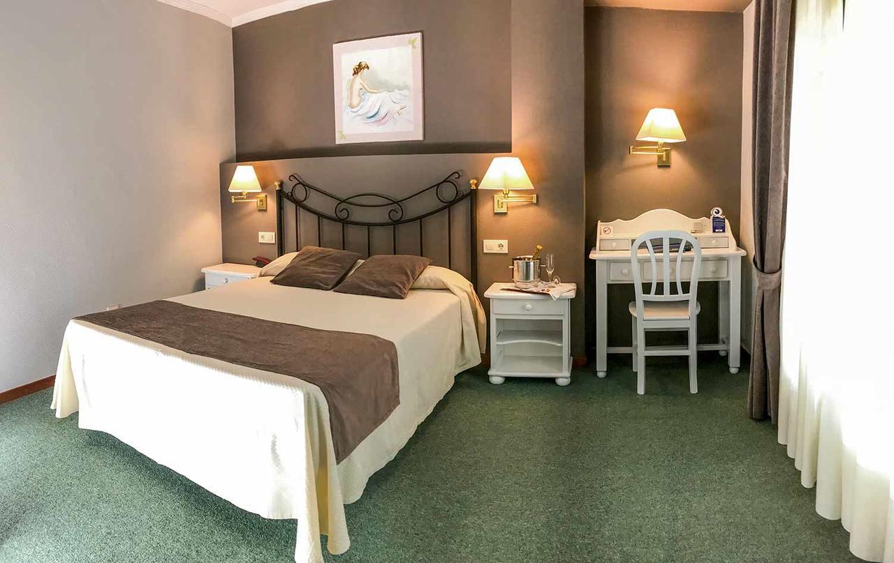 Hotel Spa Bosque Mar 里博雷多 外观 照片
